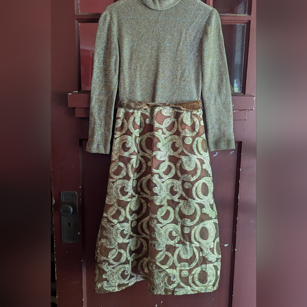 Amazeballs 1970 metallic gold party dress